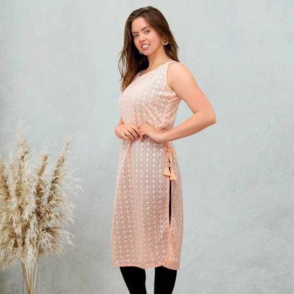 Peach Kurta with Chikankari Work | Muvvas Boutique - Picture 3 of 4